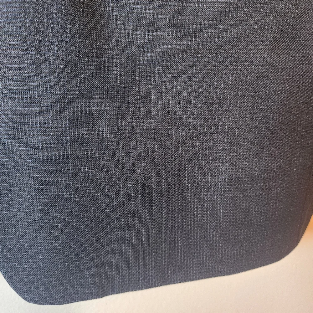 Dkny Men's Blue Check 100% Wool Suit Size 42S EUC - Picture 2 of 10
